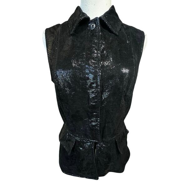 VTG Carlisle Women’s Size 6 100% Genuine Shiny Leather Collared Whimsigoth Vest - Picture 2 of 16